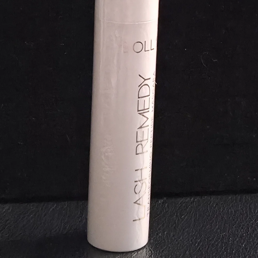 Doll 10 Lash Remedy Transforming Black Peptide Mascara